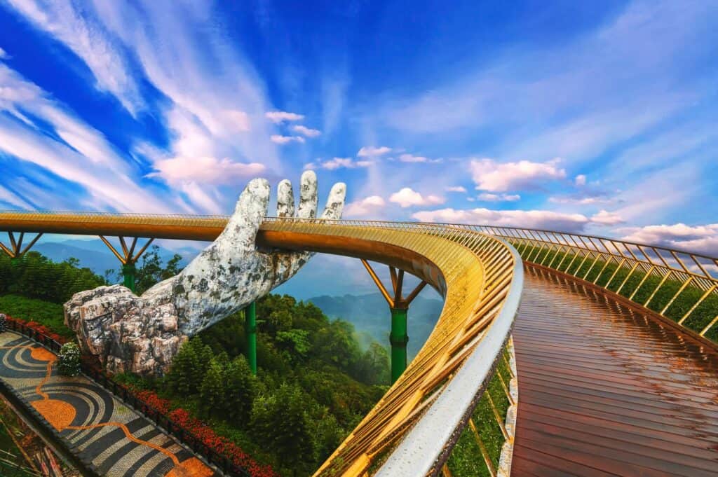 Chan May (Hue/Danang)